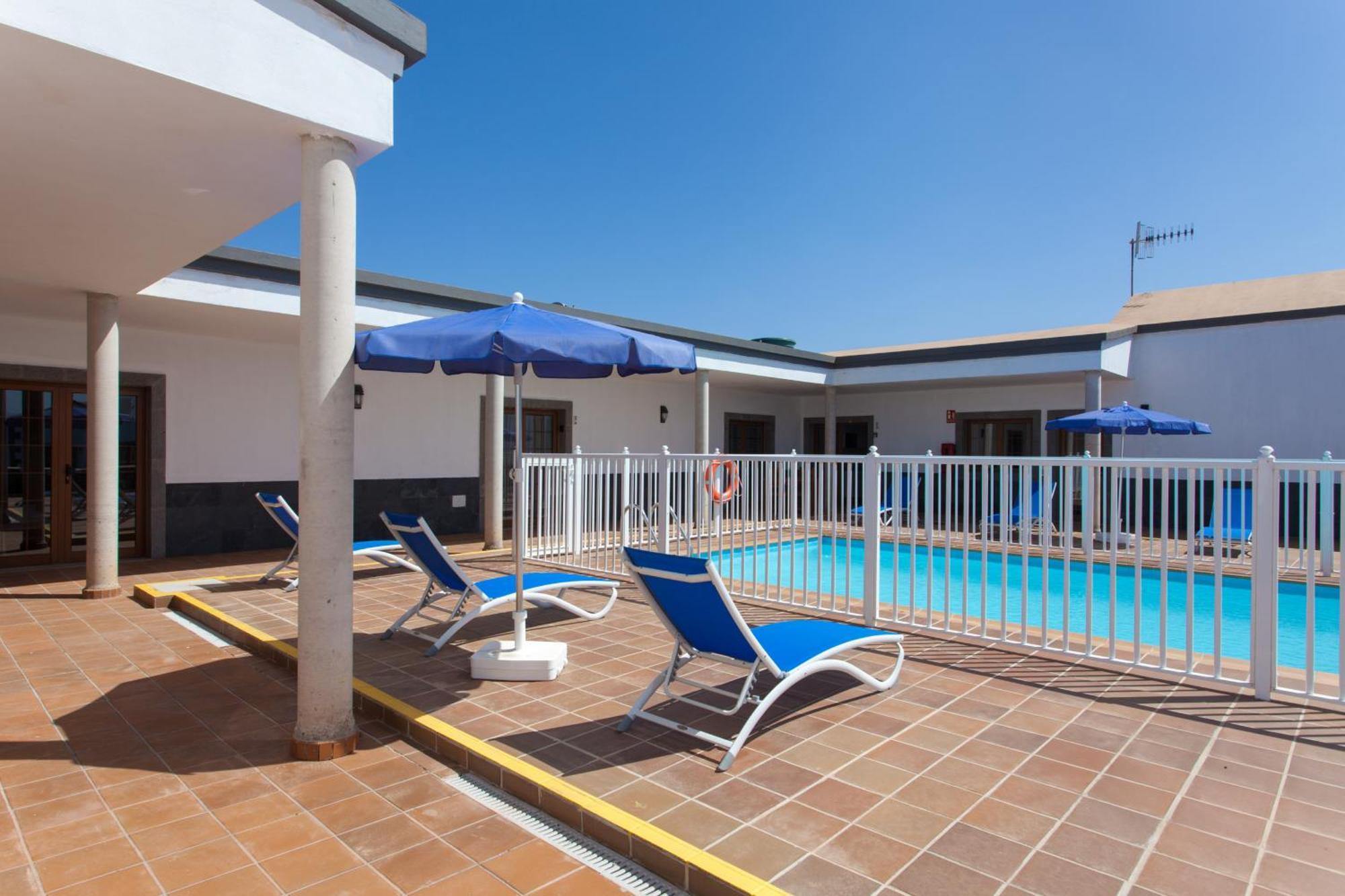 Villas & Apartamentos Tao Mazo Lajares Bagian luar foto