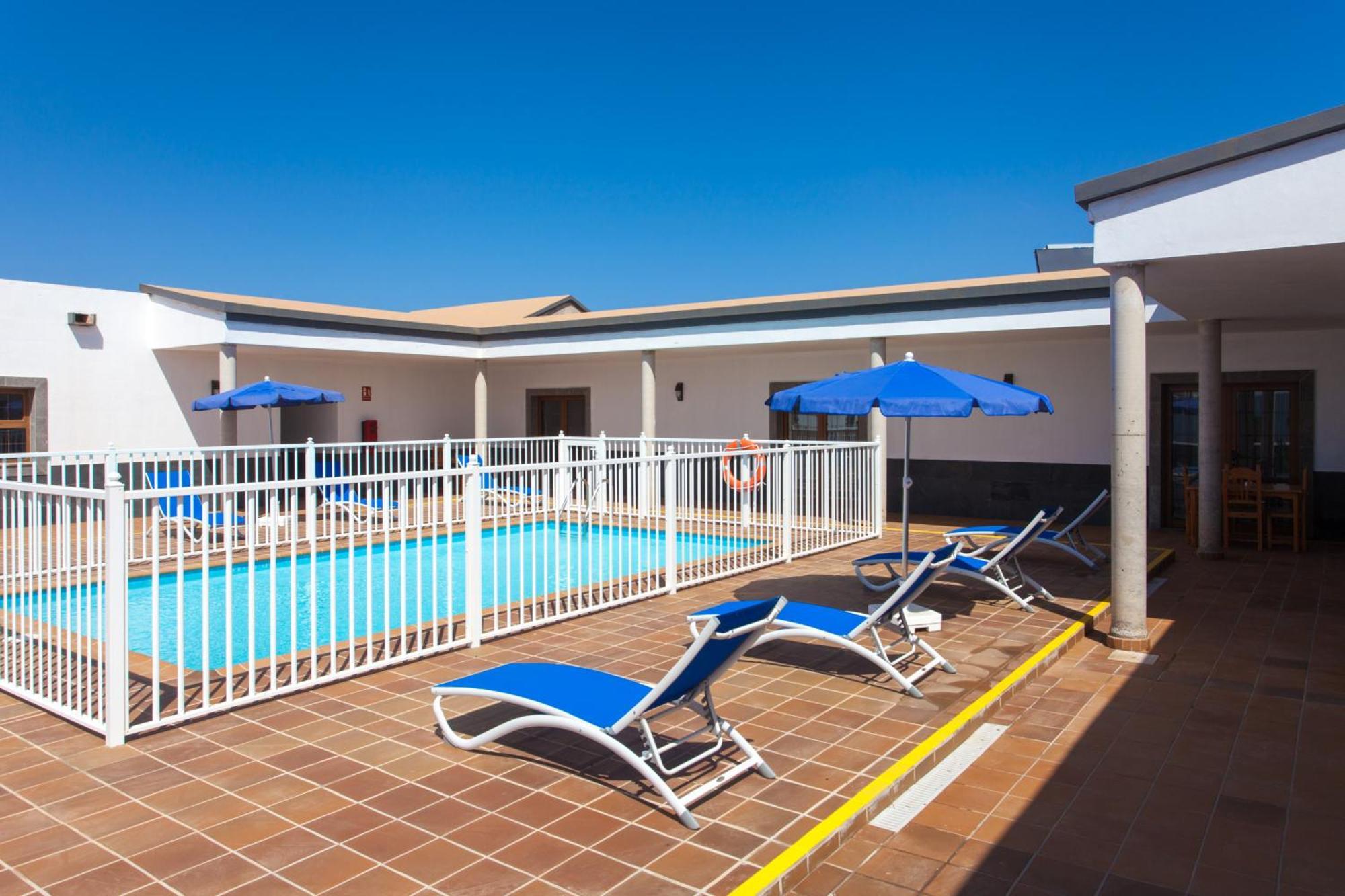 Villas & Apartamentos Tao Mazo Lajares Bagian luar foto